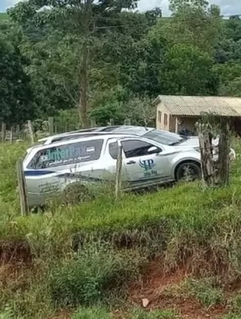 Tragedy Near Berne: Jeep Collides with Amish Buggy, Leaving Father Airlifted and Multiple Children Injured