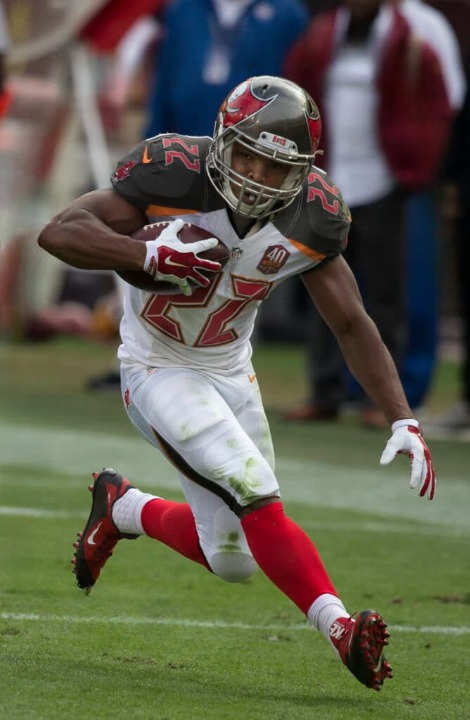 Remembering Doug Martin: NFL Star and Beloved “Muscle Hamster” Dies at 36