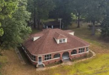A Forgotten Southern Gem: Inside a 1933 Historic Home Waiting for New Life in Pickens, Mississippi