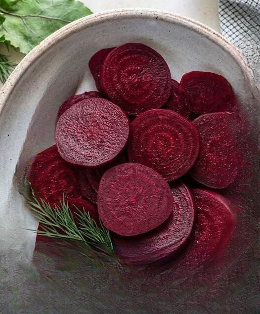 What Happens When You Eat Beets? A Complete Guide to Their Benefits, Effects, and What to Expect