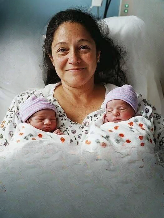 Twin Pregnancy at 58: Understanding the Science, Risks, and the Rare Possibility of Later-Life Births