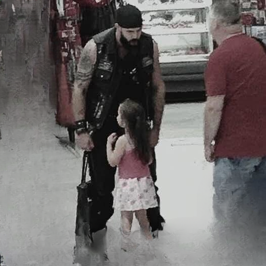 A Young Girl’s Quick Thinking Leads to Safety in an Unexpected Moment