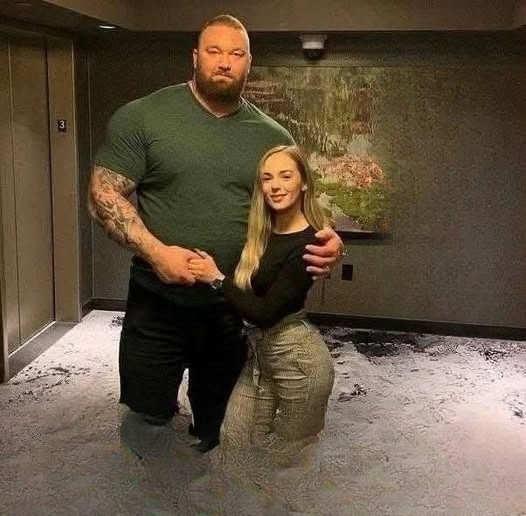 The Science of Attraction: What Research Really Says About Height Preferences in Dating