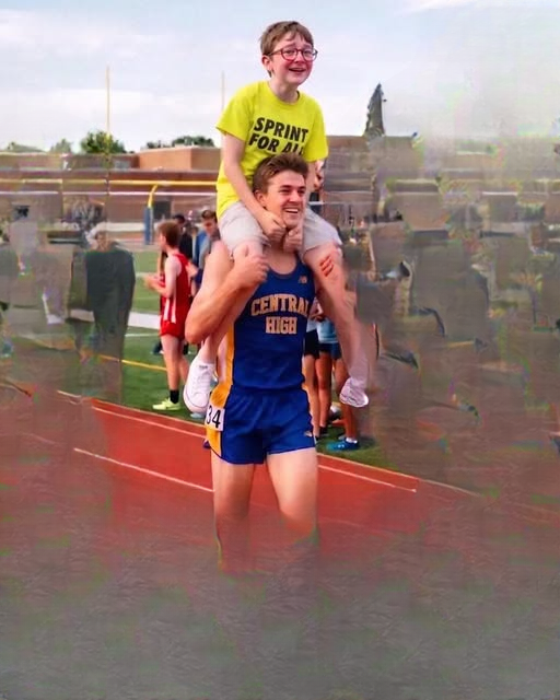 He Stopped Winning to Carry His Friend Across the Finish Line