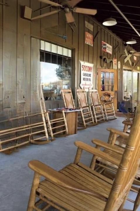 I’ve Been to Cracker Barrel Hundreds of Times, But I Never Noticed This Detail Before