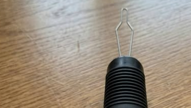 I Found a Strange Object in My Girlfriend’s Room — The Truth Was Much Simpler Than I Expected