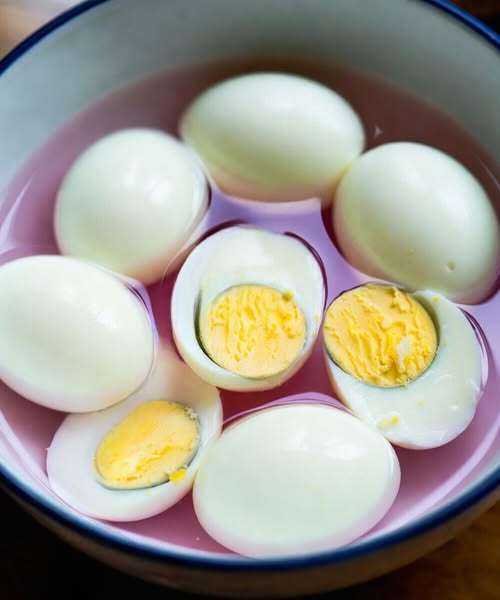 What Really Happens When You Eat Boiled Eggs Every Morning? A Science-Backed Look at the Benefits, Risks, and Long-Term Effects